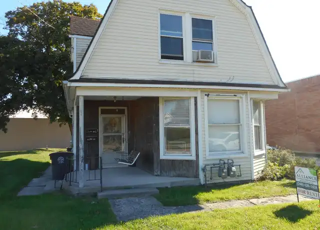 Property at 2409 W Main St, Fort Wayne, IN, 46808, 2 beds, 1 bath, [object Object]