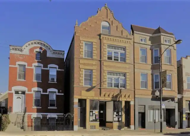 Property at 1744 W 18th St Unit 2R, Chicago, IL, 60608, 2 beds, 1 bath, [object Object]
