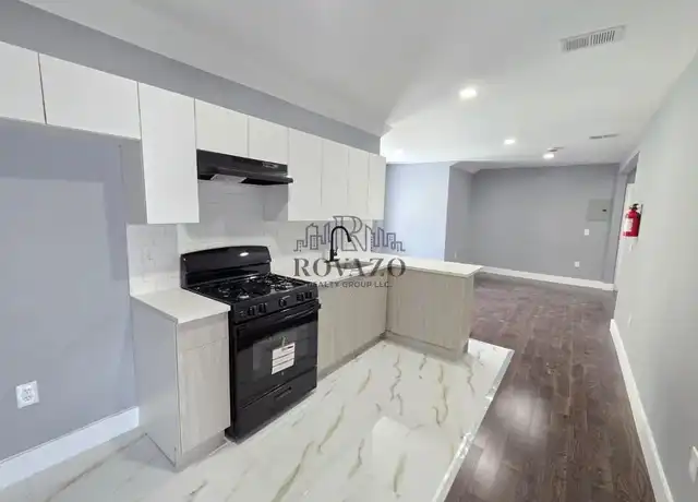 Property at 902 S 18th St Unit 3, Newark, NJ, 07108, 3 beds, 2 baths, [object Object]