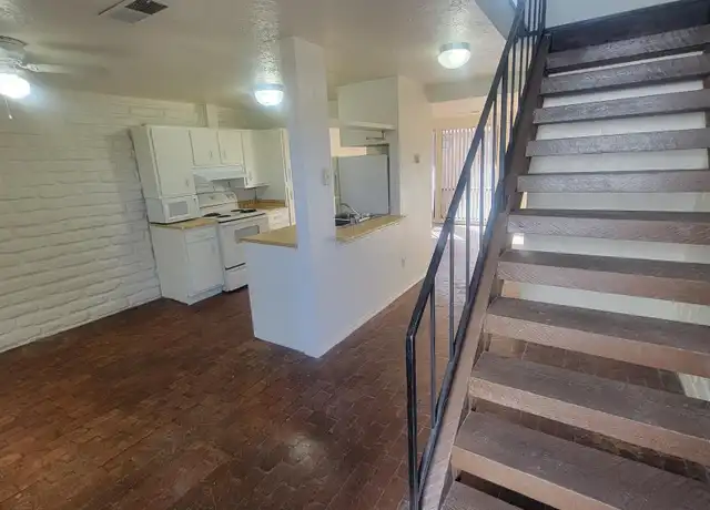 Property at 704 Truman St NE Unit 7, Albuquerque, NM, 87110, 1 bed, 1 bath, [object Object]