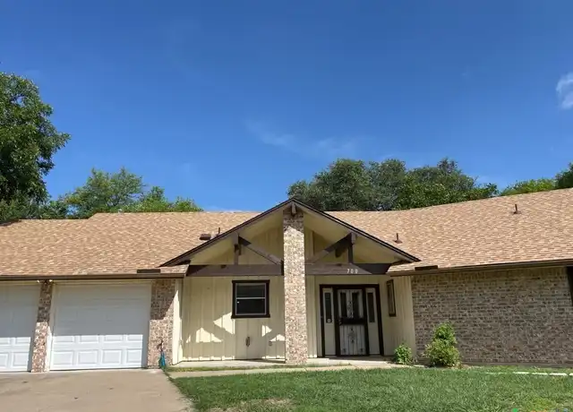 Property at 700 Cedar Oaks Ln, Harker Heights, TX, 76548, 3 beds, 2 baths, [object Object]