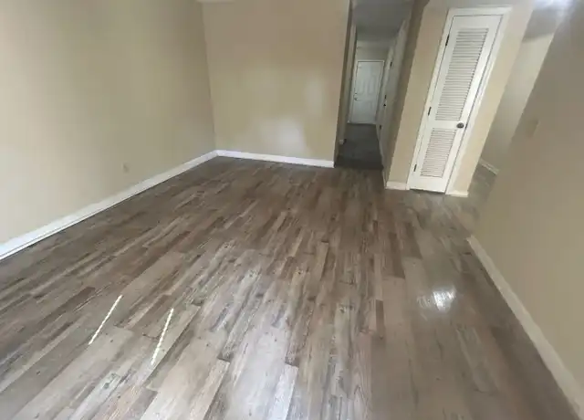 Property at 2912 Chatsworth Rd Unit 2-D, Columbia, SC, 29223, 2 beds, 1 bath, [object Object]