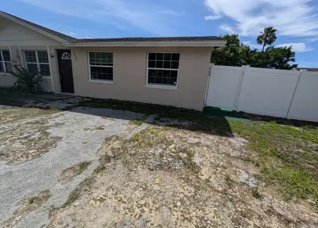 Property at 8806 Briar Hollow Ct, Tampa, FL, 33634, 3 beds, 2 baths, [object Object]