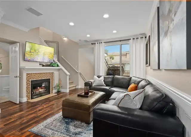 Property at 1176 S Miramar Ave, Anaheim, CA, 92808, 1 bed, 1.5 baths, [object Object]