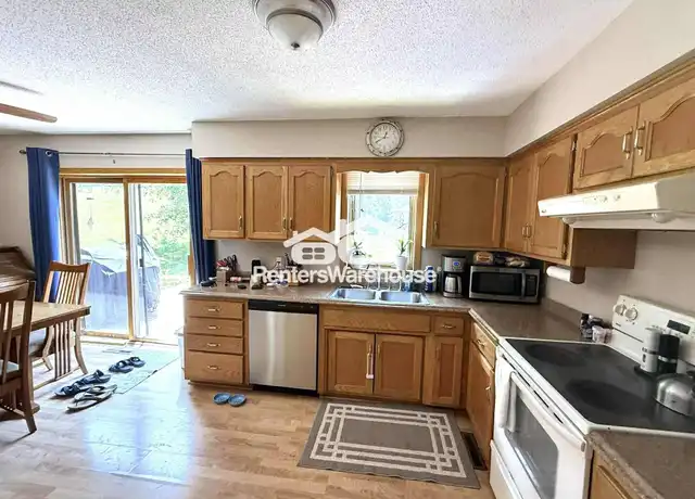 Property at 17932 Jaguar Path, Lakeville, MN, 55044, 3 beds, 2 baths, [object Object]