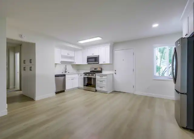 Property at 2611 W Baylor Cir Unit 145, Anaheim, CA, 92801, 1 bed, 1 bath, [object Object]
