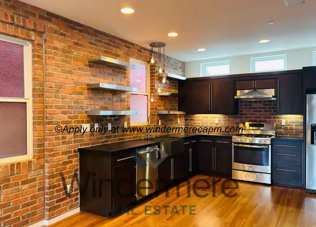 Property at 2028 20th St, Sacramento, CA, 95818, 2 beds, 2.5 baths, [object Object]