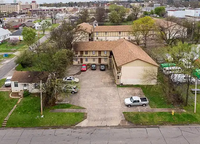 Property at Sunset Village Apartments - 1100 S 11th St, Fort Smith, AR, 72901, 1 bed, 1 bath, [object Object]
