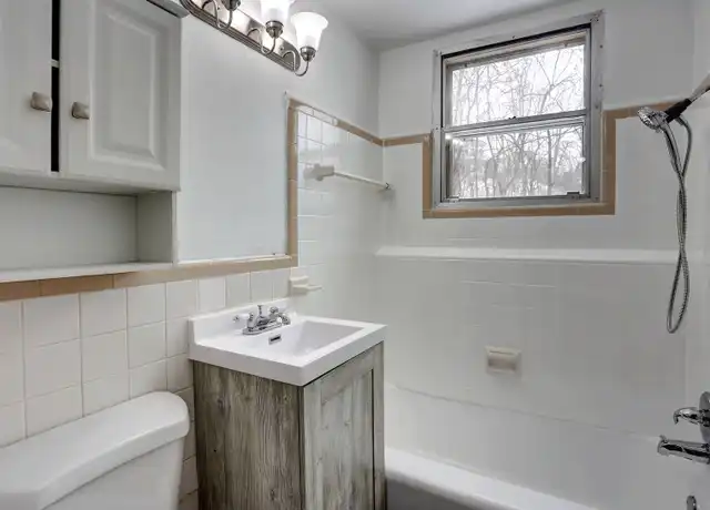 Property at 412 Wayzata Blvd Unit 930/D, Wayzata, MN, 55391, 2 beds, 1 bath, [object Object]