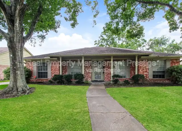 Property at 16411 Clearcrest Dr, Houston, TX, 77059, 4 beds, 2 baths, [object Object]