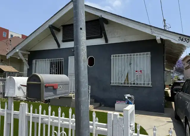 Property at 3428 S Budlong Ave, Los Angeles, CA, 90007, 4 beds, 2 baths, [object Object]