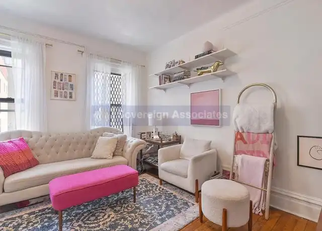 Property at 170 W 89th St, New York, NY, 10024, 4 beds, 1 bath, [object Object]
