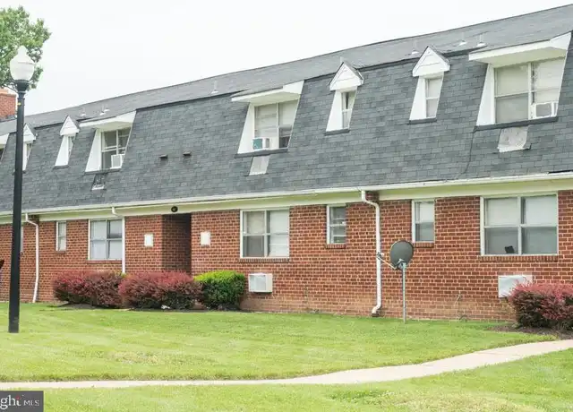 Property at 704 Nottingham Rd Unit 7043B, Baltimore, MD, 21229, 0 beds, 1 bath, [object Object]