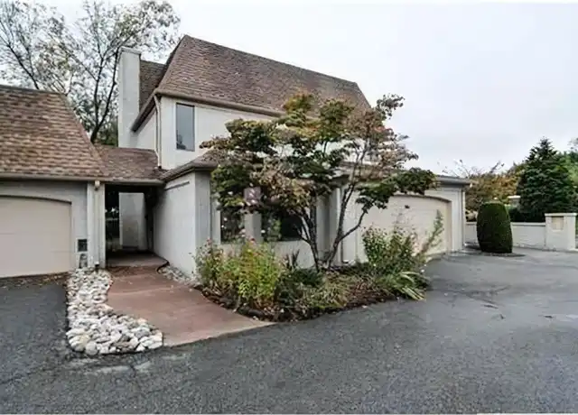 Property at 1 Park Gate Dr, Edison, NJ, 08820, 2 beds, 3 baths, [object Object]
