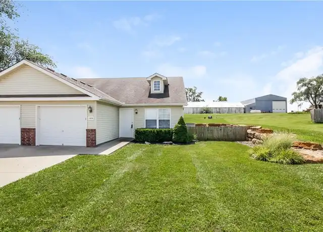 Property at 1404 Eagle Dr, Pleasant Hill, MO, 64080, 3 beds, 1 bath, [object Object]