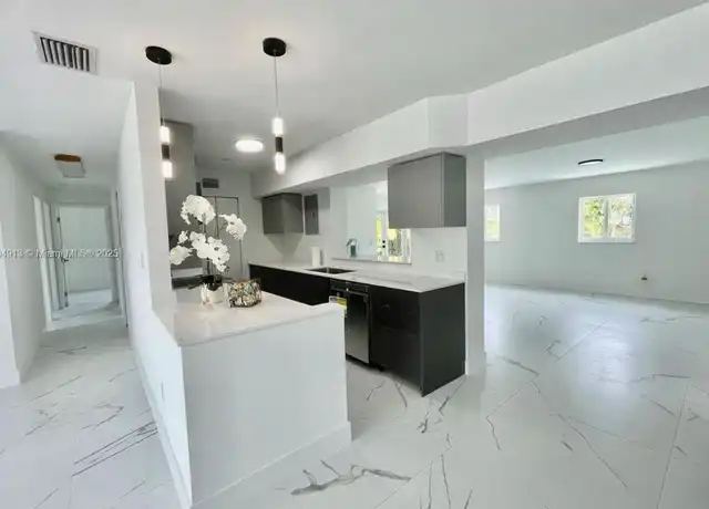 Property at 11520 SW 57th St, Miami, FL, 33173, 4 beds, 2.5 baths, [object Object]