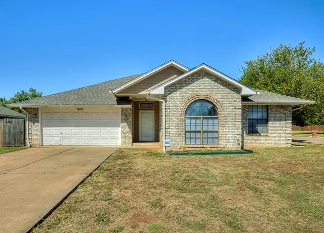 Property at 1609 Rocky Mountain Way, Edmond, OK, 73003, 3 beds, 2 baths, [object Object]