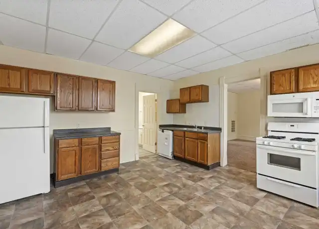 Property at 100 Fish St Unit 3, Waunakee, WI, 53597, 2 beds, 1 bath, [object Object]