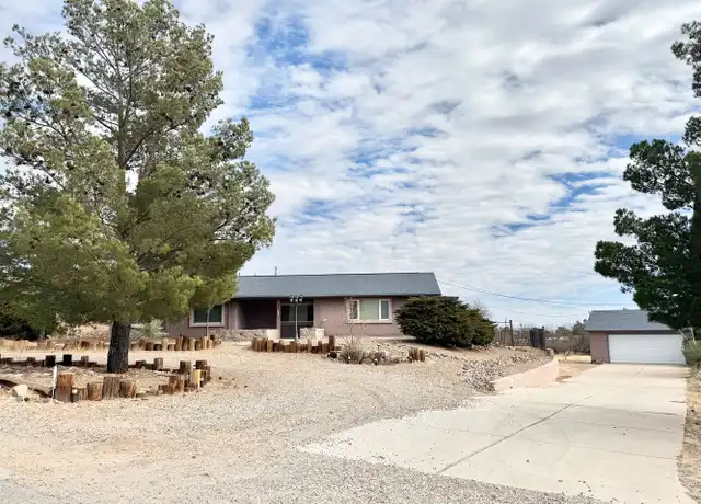 Property at 1327 Yucca Dr, Sierra Vista, AZ, 85635, 3 beds, 2 baths, [object Object]