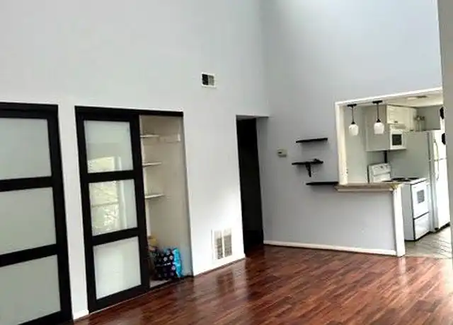 Property at 233 Township Line Rd Unit 3C, Elkins Park, PA, 19027, 2 beds, 1 bath, [object Object]