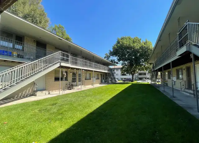 Property at Colton 20 Apartments - 6119 N Colton St, Spokane, WA, 99208, 1 bed, 1 bath, [object Object]