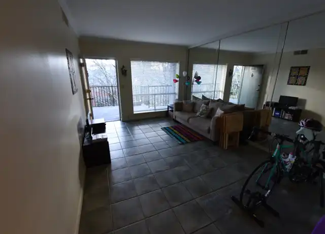 Property at 57 Hanover Cir Unit 219, Birmingham, AL, 35205, 1 bed, 1 bath, [object Object]