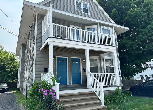 Property at 15 Radcliffe Ave, Providence, RI, 02908, 4 beds, 1 bath, [object Object]