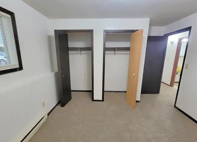 Property at 935 Pearl St, Prescott, WI, 54021, 2 beds, 1 bath, [object Object]