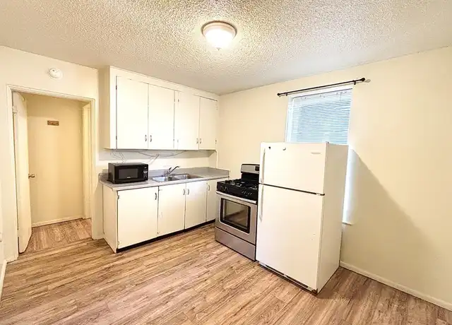 Property at 560-564 S 600 E Unit 7, Salt Lake City, UT, 84102, 2 beds, 1 bath, [object Object]