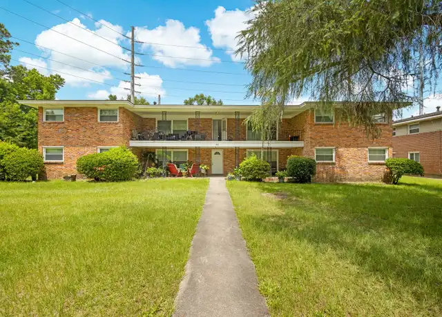 Property at 48 Thackery Pl Unit 48 Thackery 3, Savannah, GA, 31405, 3 beds, 2 baths, [object Object]