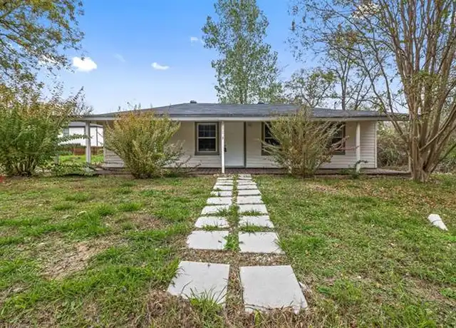 Property at 830 Oneal St, Greenville, TX, 75401, 3 beds, 2 baths, [object Object]