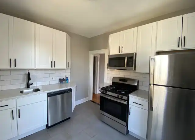 Property at 333 Elm St Unit B3, Kearny, NJ, 07032, 2 beds, 1 bath, [object Object]