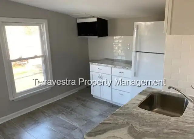 Property at 329 N 5th St Unit 2, Millville, NJ, 08332, 2 beds, 1 bath, [object Object]