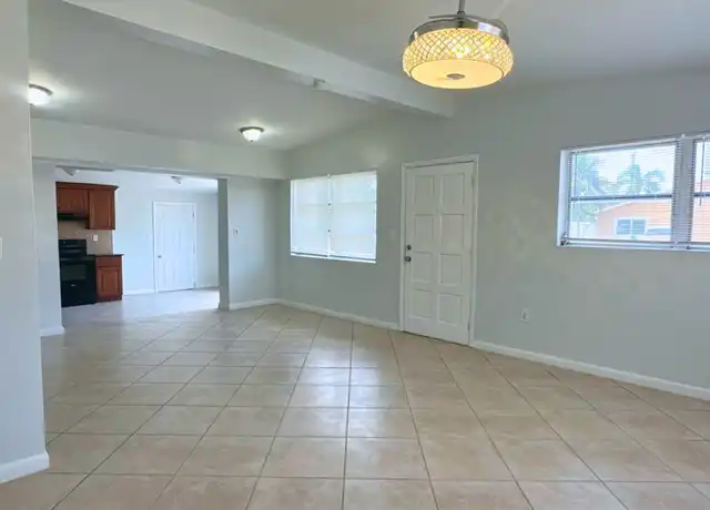 Property at 3250 NW 2nd St, Lauderhill, FL, 33311, 6 beds, 2 baths, [object Object]