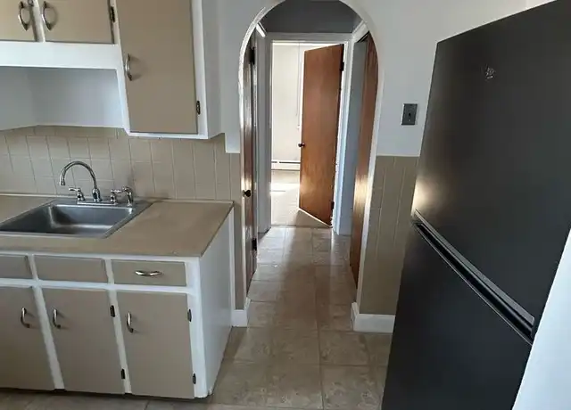 Property at 26 Golden Hill St Unit 8, Milford, CT, 06460, 1 bed, 1 bath, [object Object]