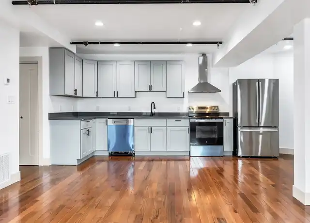 Property at 2 Charles St Unit 301, Methuen, MA, 01844, 2 beds, 1 bath, [object Object]