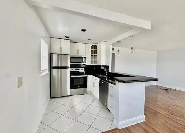 Property at 457 Brittany J, Delray Beach, FL, 33446, 2 beds, 2 baths, [object Object]