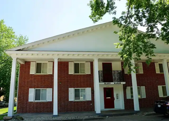 Property at Bluff Manor Apartments - 1923 Sherman Ave, Madison, WI, 53704, 2 beds, 1 bath, [object Object]