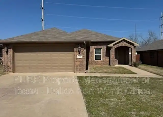 Property at 7318 Mistletoe Trl, Granbury, TX, 76048, 3 beds, 2 baths, [object Object]