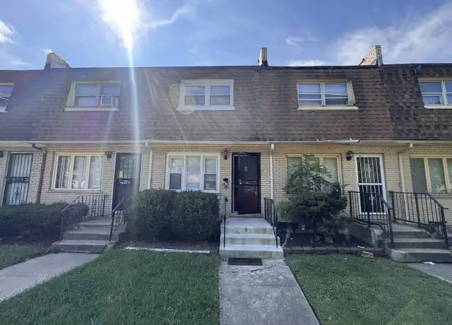 Property at 9620 S Halsted St Unit C, Chicago, IL, 60628, 2 beds, 1.5 baths, [object Object]