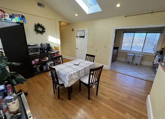 Property at 208 Holland St Unit 2, Somerville, MA, 02144, 6 beds, 3.5 baths, [object Object]