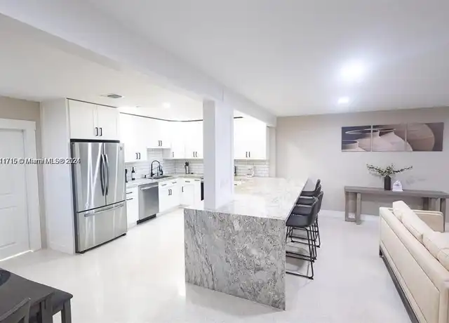 Property at 461 SE 1st Ave Unit 2, Pompano Beach, FL, 33060, 3 beds, 2 baths, [object Object]