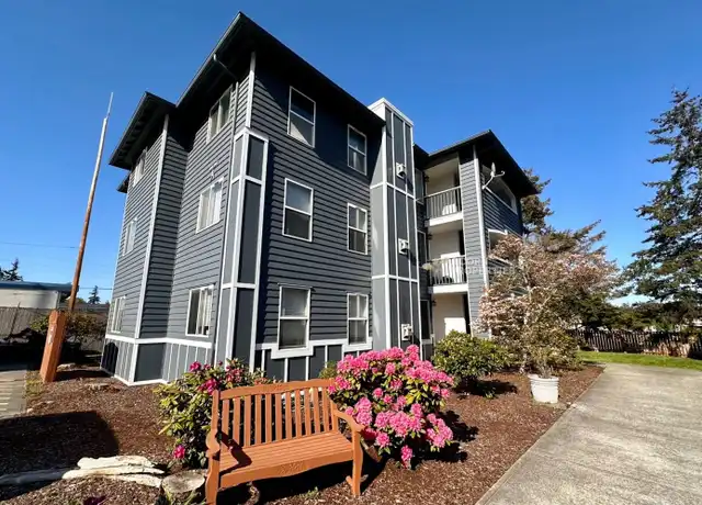 Property at 300 N Oak Harbor St Unit A202, Oak Harbor, WA, 98277, 3 beds, 2 baths, [object Object]