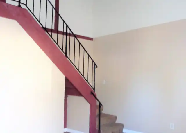 Property at 882 Dawnview Ct, Florissant, MO, 63031, 3 beds, 1 bath, [object Object]