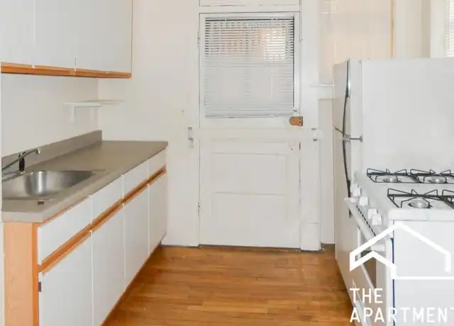 Property at 638 W Arlington Pl, Chicago, IL, 60614, 0 beds, 1 bath, [object Object]