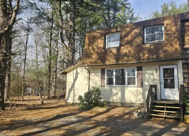 Property at 3224 Evergreen Cir Unit A, Tobyhanna, PA, 18466, 3 beds, 1 bath, [object Object]