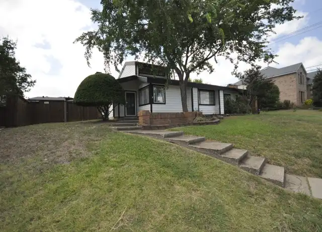 Property at 328 W Corporate Dr, Lewisville, TX, 75067, 3 beds, 2 baths, [object Object]