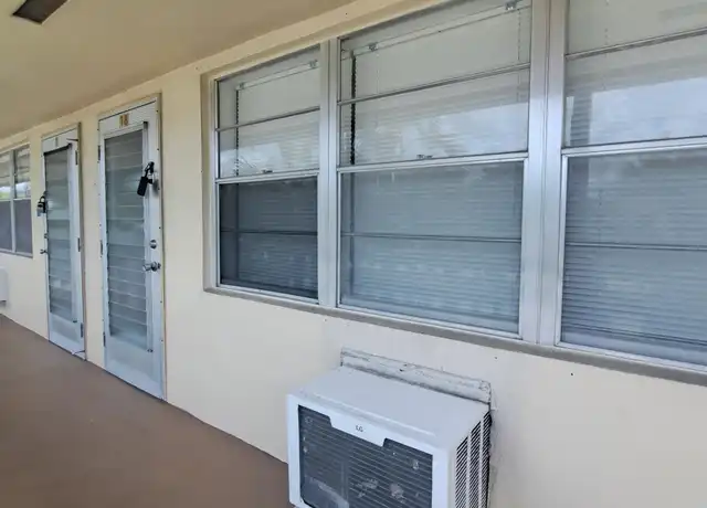 Property at 18 Dorchester A Unit A, West Palm Beach, FL, 33417, 1 bed, 1 bath, [object Object]