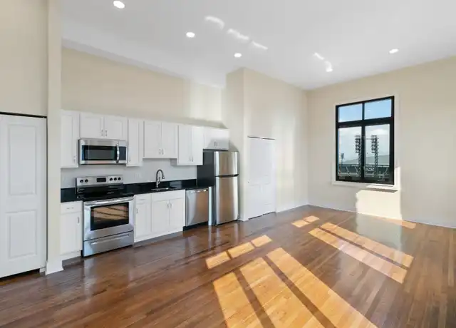 Property at 10 W Adams Ave, Detroit, MI, 48226, 1 bed, 1 bath, [object Object]