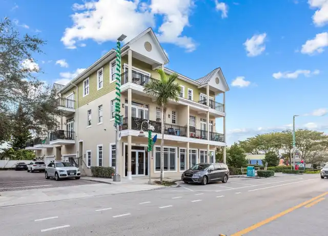 Property at 2350 Wilton Dr, Wilton Manors, FL, 33305, 2 beds, 2.5 baths, [object Object]